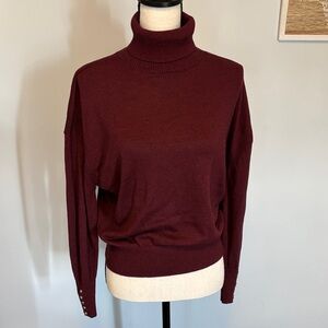 White House Black Market Turtleneck Size S